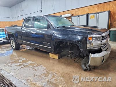 Czwarte zdjęcie samochodu z boku: 2016 CHEVROLET SILVERADO K1500 LTZ VIN:1GCVKSEC2GZ169621 - miniatura