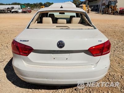 Zdjęcie 6 z 12 samochodu: 2015 VOLKSWAGEN PASSAT S VIN:1VWAT7A37FC061475 - miniatura