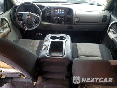 Zdjęcie 8 z 12 samochodu: 2008 GMC SIERRA C1500 VIN:2GTEC13C881115681 - miniatura