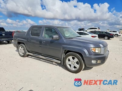 Czwarte zdjęcie samochodu z boku: 2013 HONDA RIDGELINE RTL VIN:5FPYK1F57DB001781 - miniatura