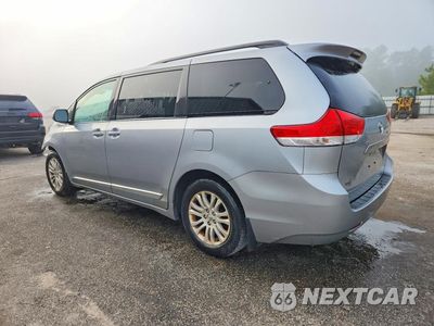 Drugie zdjęcie samochodu z przodu: 2014 TOYOTA SIENNA XLE 8-PASSENGER VIN:5TDYK3DC8ES524407 - miniatura