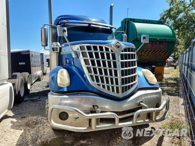 Piąte zdjęcie samochodu w środku: 2016 INTERNATIONAL LONESTAR SEMI TRUCK VIN:3HSCXAPR6GN351751 - miniatura