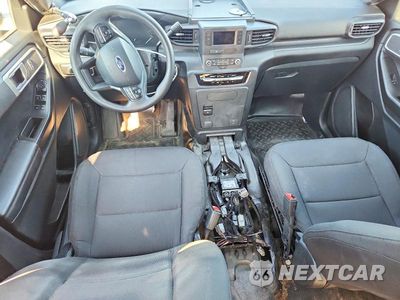 Zdjęcie 8 z 13 samochodu: 2023 FORD EXPLORER POLICE INTERCEPTOR VIN:1FM5K8AB4PGA34535 - miniatura