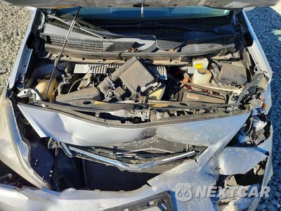 Zdjęcie 11 z 12 samochodu: 2013 TOYOTA PRIUS V FIVE VIN:JTDZN3EU6D3223542 - miniatura