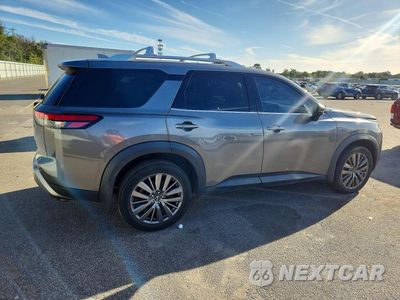Trzecie zdjęcie samochodu z tyłu: 2022 NISSAN PATHFINDER SL VIN:5N1DR3CD8NC203517 - miniatura