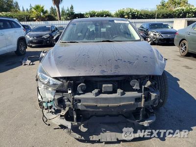 Piąte zdjęcie samochodu w środku: 2018 MAZDA 3 TOURING VIN:3MZBN1L30JM249383 - miniatura