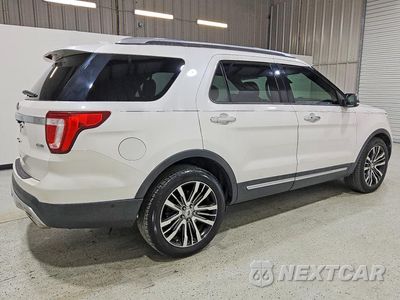 Trzecie zdjęcie samochodu z tyłu: 2017 FORD EXPLORER PLATINUM VIN:1FM5K8HT6HGC64917 - miniatura