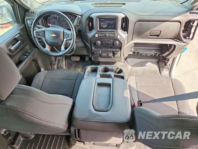 Zdjęcie 8 z 12 samochodu: 2021 CHEVROLET SILVERADO K1500 CUSTOM VIN:1GCPYBEH4MZ100041 - miniatura