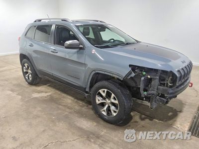 Czwarte zdjęcie samochodu z boku: 2015 JEEP CHEROKEE TRAILHAWK VIN:1C4PJMBS3FW520474 - miniatura