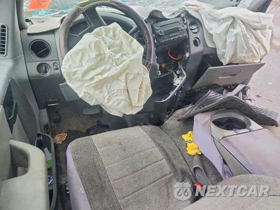 Zdjęcie 8 z 12 samochodu: 2005 FORD F150 VIN:1FTRX14W25NB03518 - miniatura