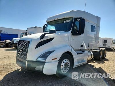 2019 VOLVO VNL SEMI TRUCK 4V4NB9EH4KN215541 - główne zdjęcie licytacji z USA - miniatura