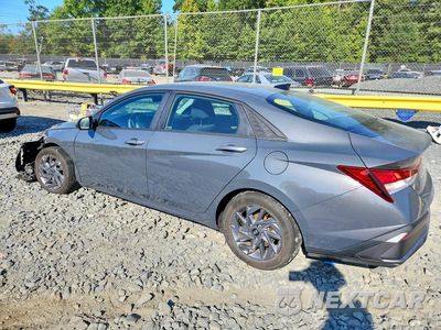 Drugie zdjęcie samochodu z przodu: 2024 HYUNDAI ELANTRA SEL VIN:KMHLM4DG4RU675173 - miniatura
