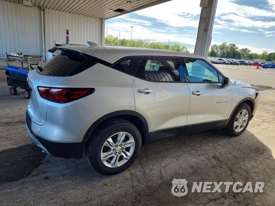 Trzecie zdjęcie samochodu z tyłu: 2020 CHEVROLET BLAZER 2LT VIN:3GNKBHRS3LS586039 - miniatura