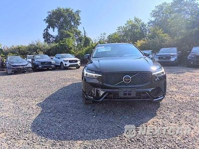 Piąte zdjęcie samochodu w środku: 2026 VOLVO XC60 PLUS VIN:YV4M12RC2T1336011 - miniatura