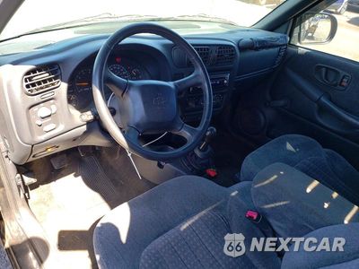 Zdjęcie 8 z 12 samochodu: 1999 CHEVROLET S TRUCK S10 VIN:1GCCS1442X8199199 - miniatura