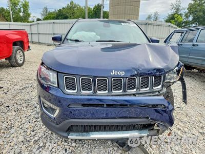 Piąte zdjęcie samochodu w środku: 2019 JEEP COMPASS LIMITED VIN:3C4NJDCB8KT767463 - miniatura