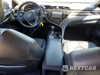Zdjęcie 8 z 12 samochodu: 2018 TOYOTA CAMRY SE VIN:4T1B11HK5JU032014 - miniatura