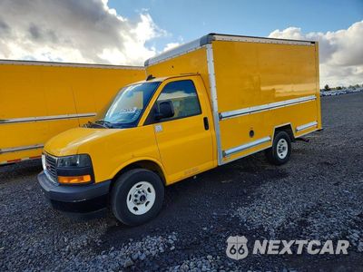 2022 GMC SAVANA BOX TRUCK 1GD07RFP2N1161922 - główne zdjęcie licytacji z USA - miniatura