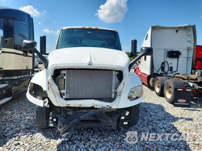 Piąte zdjęcie samochodu w środku: 2018 INTERNATIONAL LT625 SEMI TRUCK VIN:3HSDZAPR5JN477864 - miniatura