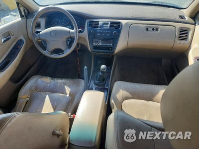 Zdjęcie 8 z 12 samochodu: 2002 HONDA ACCORD EX VIN:JHMCG55622C032354 - miniatura