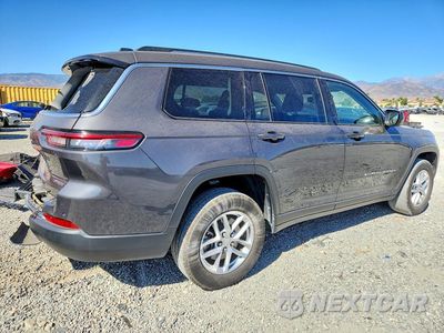 Trzecie zdjęcie samochodu z tyłu: 2022 JEEP GRAND CHEROKEE L LAREDO VIN:1C4RJKAG2N8545699 - miniatura
