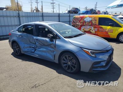 Czwarte zdjęcie samochodu z boku: 2025 TOYOTA COROLLA HYBRID SE VIN:JTDBCMFE4SJ041755 - miniatura