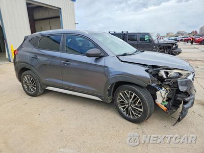 Czwarte zdjęcie samochodu z boku: 2019 HYUNDAI TUCSON SEL VIN:KM8J33AL3KU960605 - miniatura