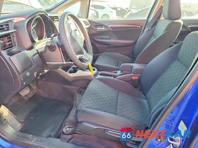 Zdjęcie 7 z 12 samochodu: 2015 HONDA FIT LX VIN:3HGGK5H51FM718637 - miniatura