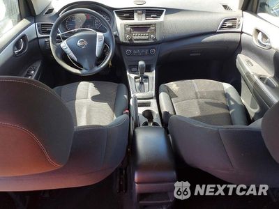 Zdjęcie 8 z 12 samochodu: 2016 NISSAN SENTRA S VIN:3N1AB7AP6GY237386 - miniatura