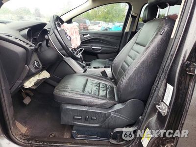 Zdjęcie 7 z 12 samochodu: 2016 FORD ESCAPE SE VIN:1FMCU9GX8GUC60718 - miniatura