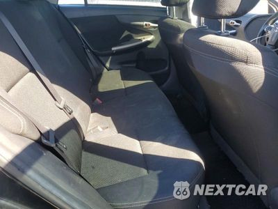 Zdjęcie 10 z 12 samochodu: 2012 TOYOTA COROLLA S VIN:2T1BU4EEXCC815826 - miniatura
