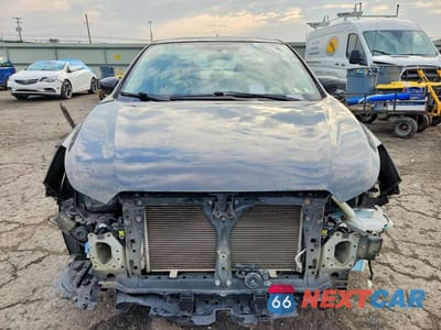 Piąte zdjęcie samochodu w środku: 2016 SUBARU IMPREZA PREMIUM PLUS VIN:JF1GJAF62GH010589 - miniatura