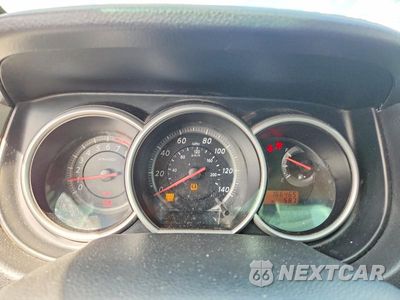 Zdjęcie 9 z 13 samochodu: 2011 NISSAN VERSA 1.8 S VIN:3N1BC1CP4BL503148 - miniatura