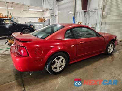 Trzecie zdjęcie samochodu z tyłu: 2002 FORD MUSTANG VIN:1FAFP40472F176257 - miniatura