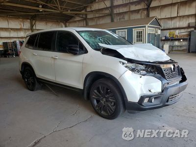 Czwarte zdjęcie samochodu z boku: 2021 HONDA PASSPORT SPORT VIN:5FNYF7H26MB004626 - miniatura