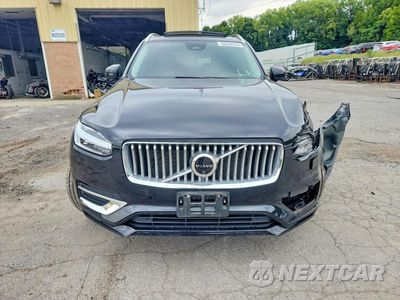Piąte zdjęcie samochodu w środku: 2024 VOLVO XC90 PLUS VIN:YV4062JE8R1255102 - miniatura