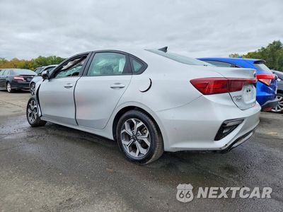 Drugie zdjęcie samochodu z przodu: 2021 KIA FORTE LXS VIN:3KPF24AD3ME356288 - miniatura