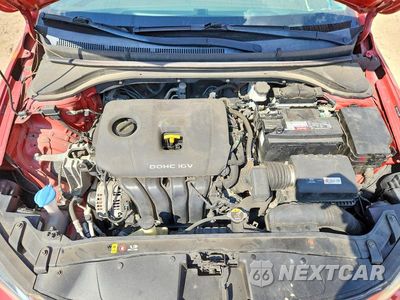 Zdjęcie 11 z 12 samochodu: 2017 HYUNDAI ELANTRA SE VIN:5NPD74LF5HH130634 - miniatura