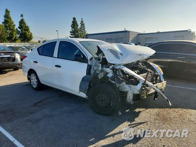 Czwarte zdjęcie samochodu z boku: 2015 NISSAN VERSA 1.6 S PLUS VIN:3N1CN7AP6FL852659 - miniatura