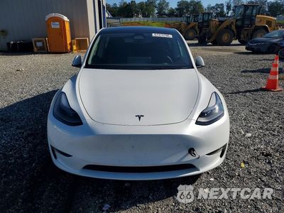 Piąte zdjęcie samochodu w środku: 2024 TESLA MODEL Y VIN:7SAYGDEE8RA239062 - miniatura