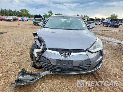 Piąte zdjęcie samochodu w środku: 2015 HYUNDAI VELOSTER BASE VIN:KMHTC6ADXFU226391 - miniatura