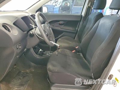 Zdjęcie 7 z 11 samochodu: 2009 SCION XD BASE VIN:JTKKU10439J039297 - miniatura