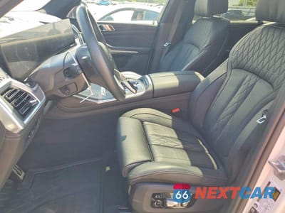 Zdjęcie 7 z 14 samochodu: 2025 BMW X7 ALPINA XB7 VIN:5UX43EM08S9W69548 - miniatura