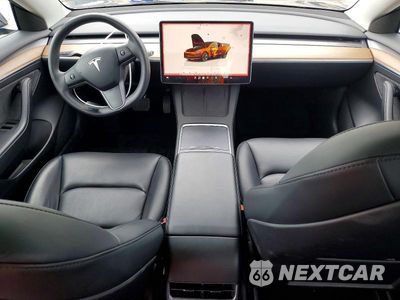 Zdjęcie 8 z 12 samochodu: 2023 TESLA MODEL 3 VIN:5YJ3E1EAXPF644199 - miniatura