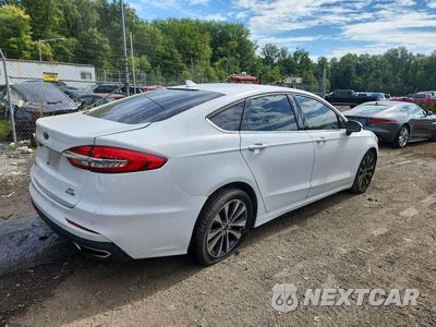 Trzecie zdjęcie samochodu z tyłu: 2019 FORD FUSION SE VIN:3FA6P0T92KR233595 - miniatura