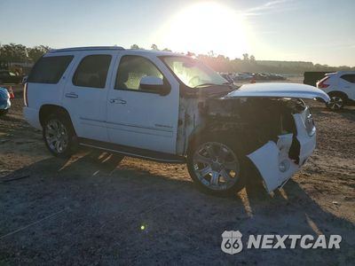 Czwarte zdjęcie samochodu z boku: 2012 GMC YUKON DENALI HYBRID VIN:1GKS2GEJ7CR247677 - miniatura