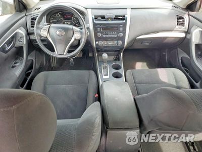 Zdjęcie 8 z 13 samochodu: 2015 NISSAN ALTIMA 2.5 S VIN:1N4AL3AP2FC124566 - miniatura