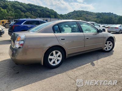 Trzecie zdjęcie samochodu z tyłu: 2003 NISSAN ALTIMA 2.5 S VIN:1N4AL11E93C288007 - miniatura
