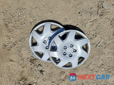 Zdjęcie 13 z 14 samochodu: 2003 TOYOTA MATRIX XR VIN:2T1KR32E03C055146 - miniatura
