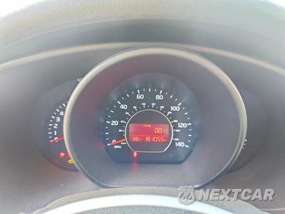 Zdjęcie 9 z 12 samochodu: 2015 KIA SOUL BASE VIN:KNDJN2A26F7133718 - miniatura
